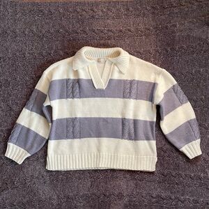 BE COOL Women's Collared Sweater in White and Gray